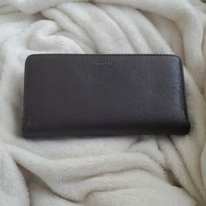Matt & Nat wallet
